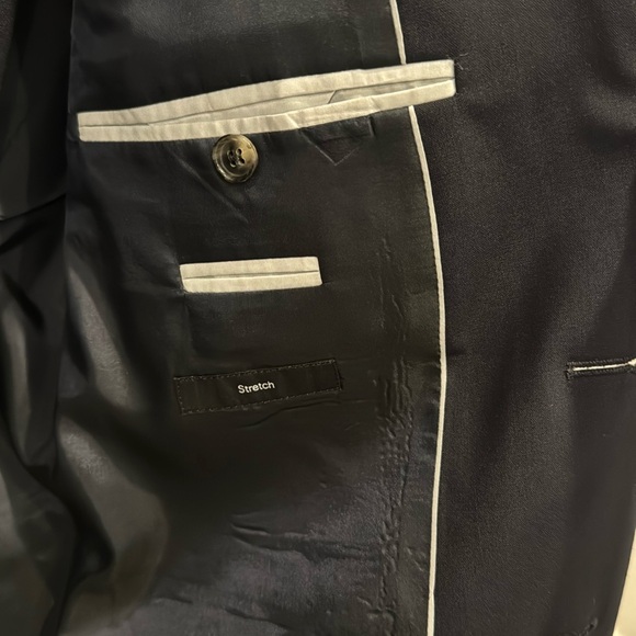 Hugo Boss Suit Set Black 36s jacket and pants - Picture 3 of 9